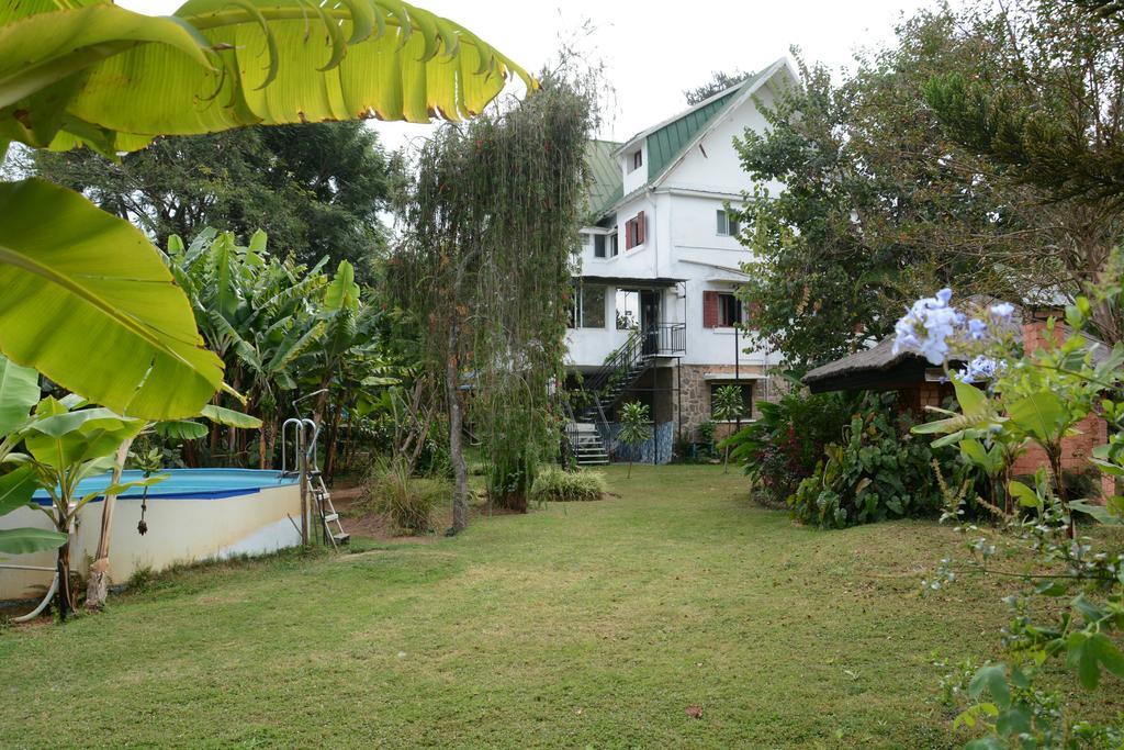 Hotel Chez Jeanne Antananarivo Exterior photo